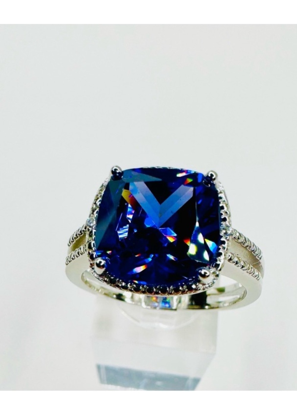 Ring TANZANITE 5 Carat gemstone set in 925 sterling silver size 8 - Picture 1 of 7